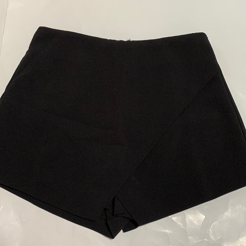 Rumor boutique misses skort black size S